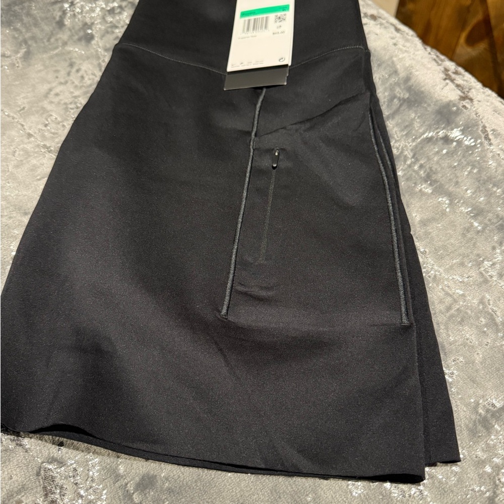 New Nike Black Biker Shorts